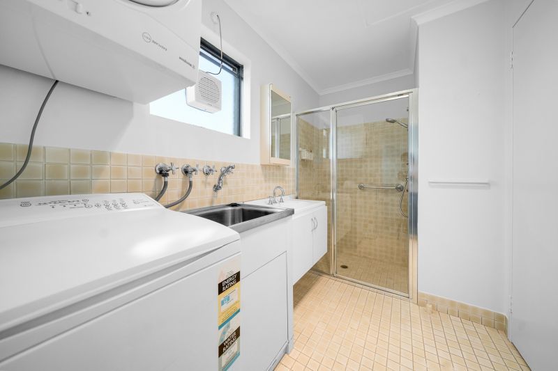 UNDER OFFER Light Filled, Well Presented Unit