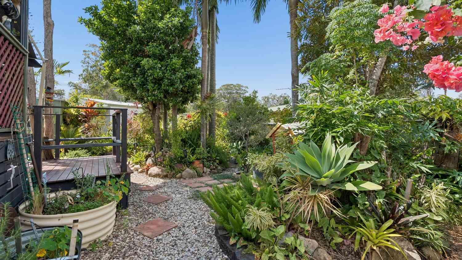Charming Home, Stunning Gardens