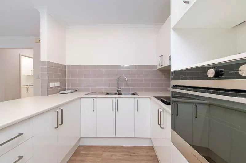 Live in this lovely unit while accessing the level of support you need when you need it!