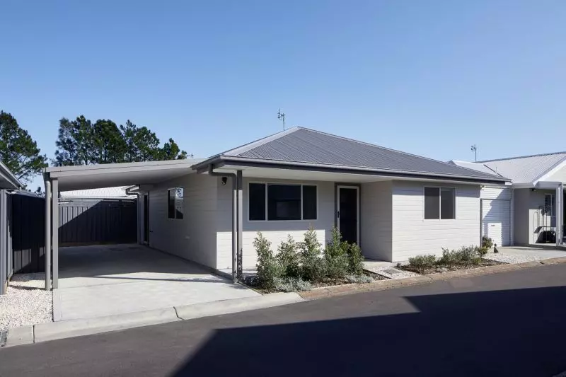New Build | Contemporary 3 Bed, Single Carport