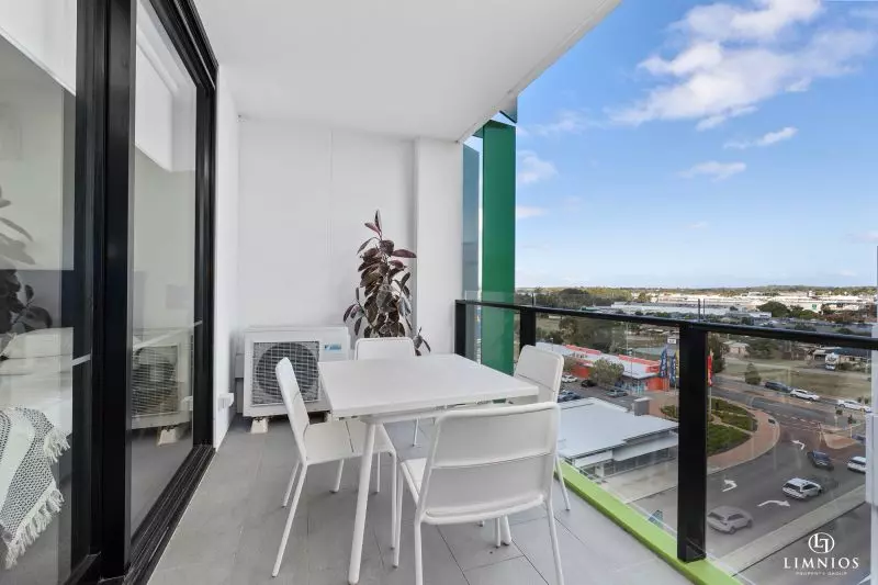 Contemporary Style Apartment in Perfect Location