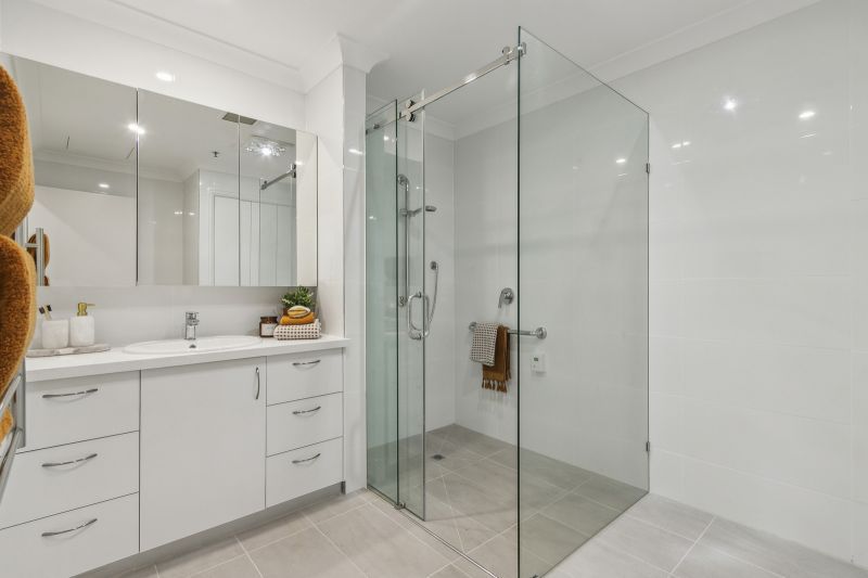 Large two-bedroom apartment on the third floor