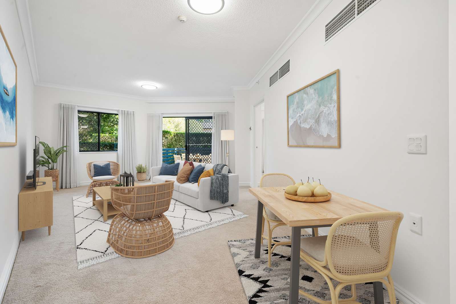 Spacious ground-floor, one-bedroom apartment