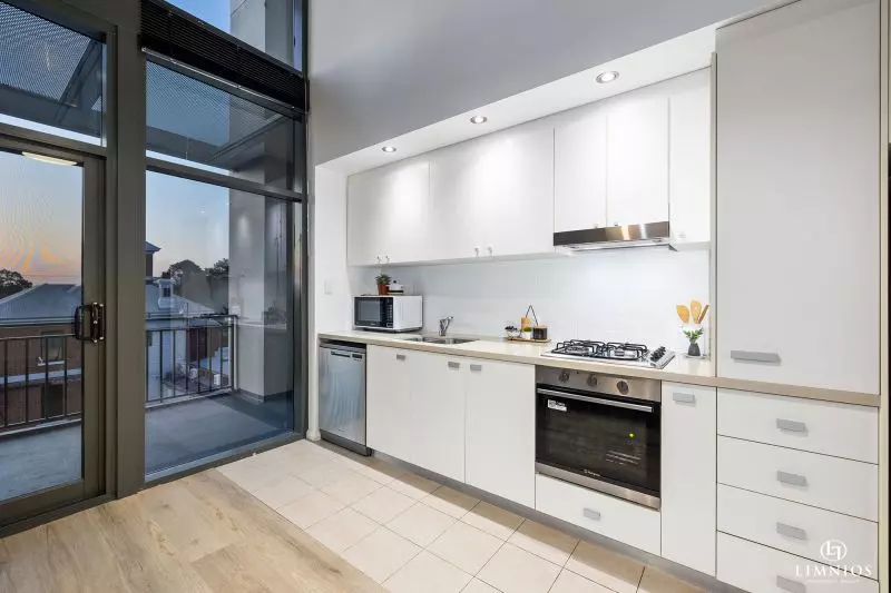 Vibrant Inner City Living!