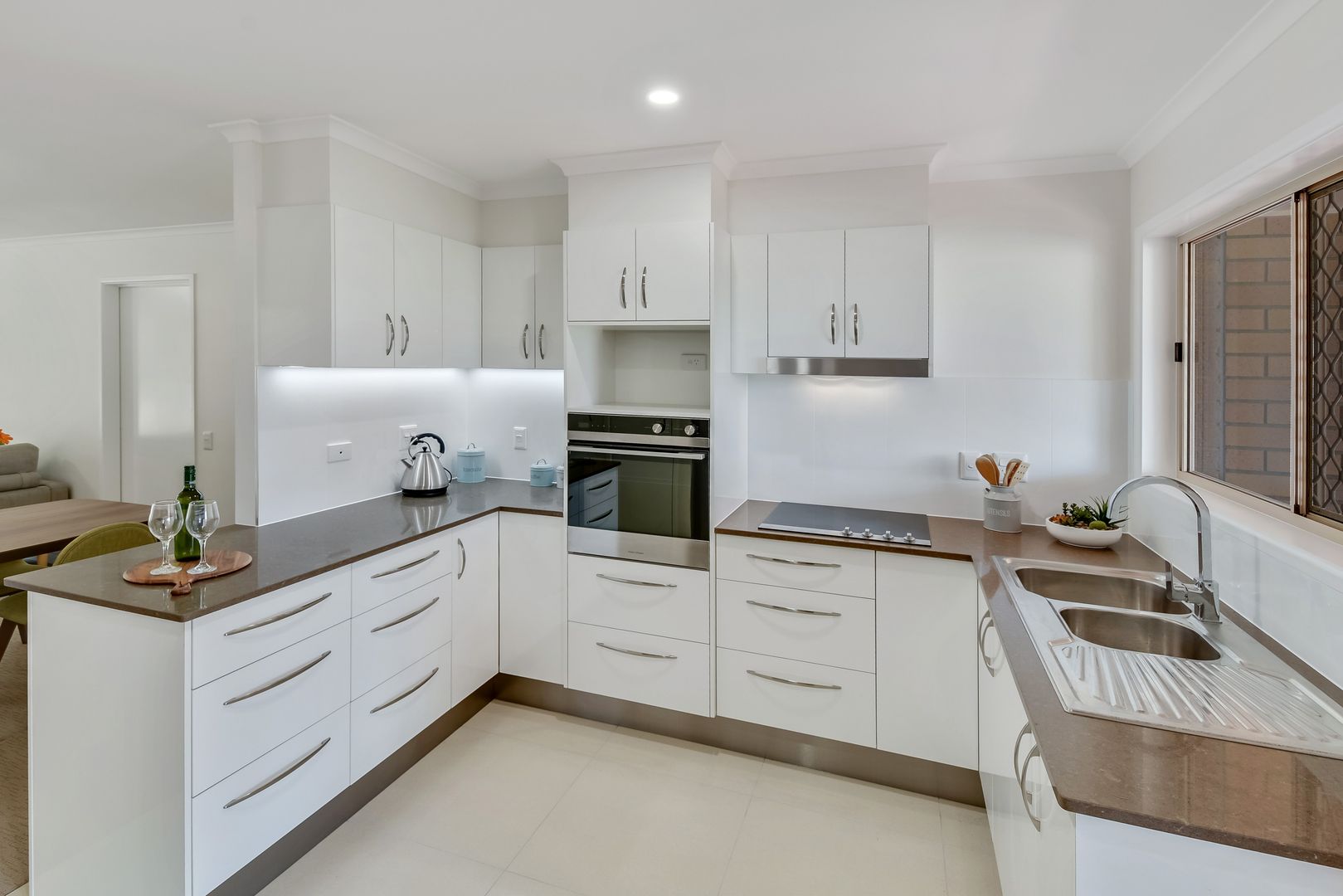 Stone's throw from Community Centre - Unit 14 Palmwoods Garden Village