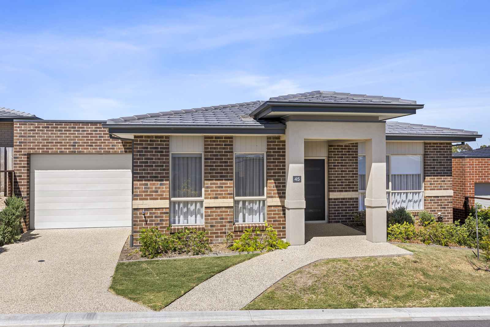 Experience Outstanding Value & Comfort at 45 Saratoga Circuit