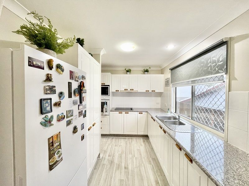 Enjoy retirement living in this Stunning home. - GREENBANK GARDENS