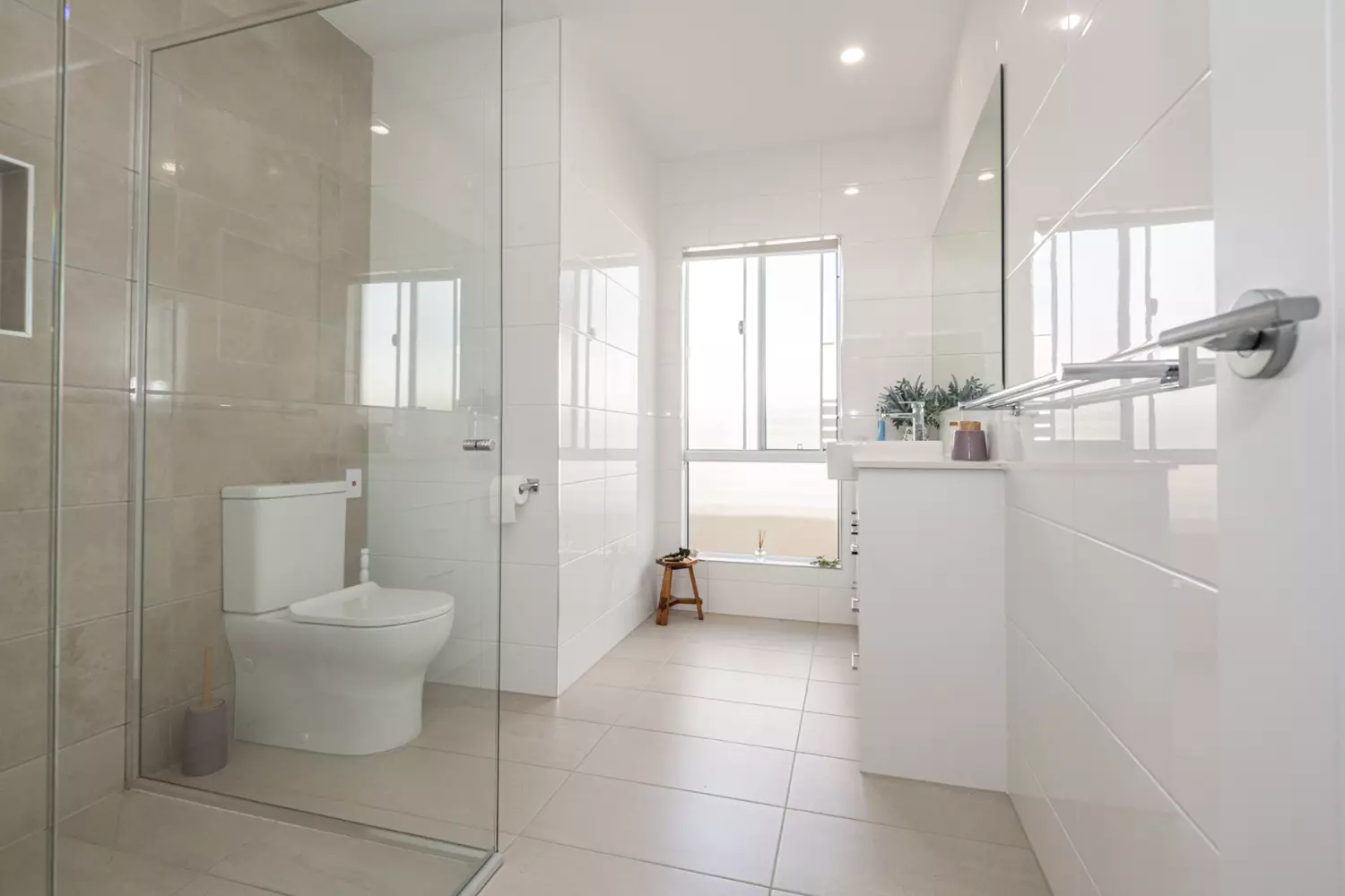 Prime Location-A Home You Don’t Want to Miss! 