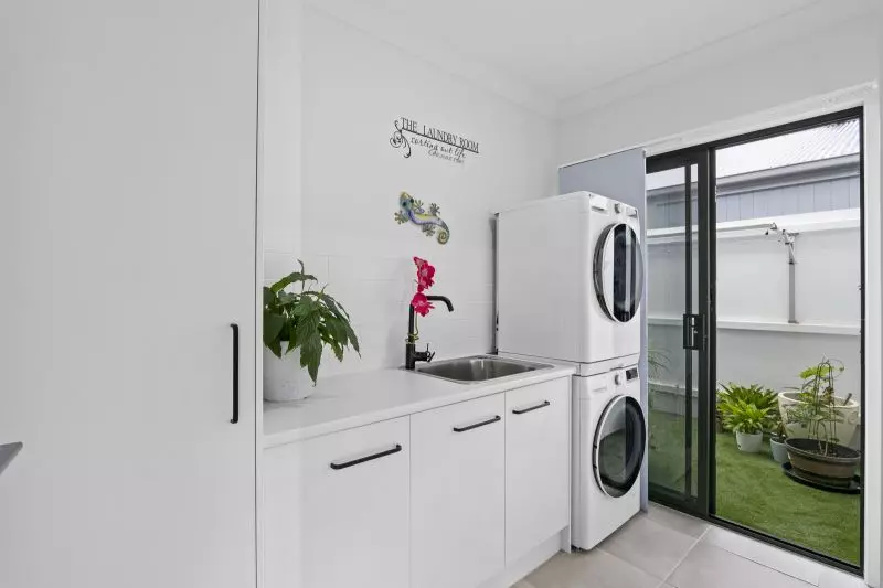 Site 135 - Established Kalbar