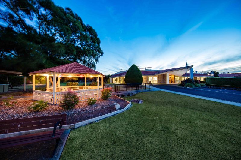 Beautifully Positioned with Garden Outlook