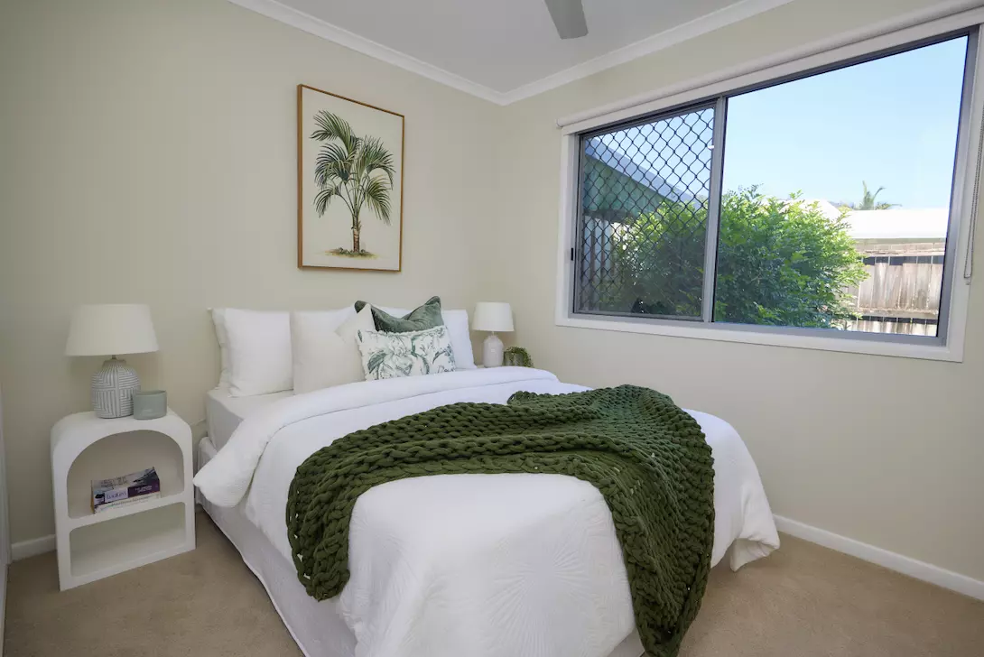 Villa 31 - Oak Tree Retirement Village Cairns - Beautiful 2 Bed + 2 Bath + Study Villa