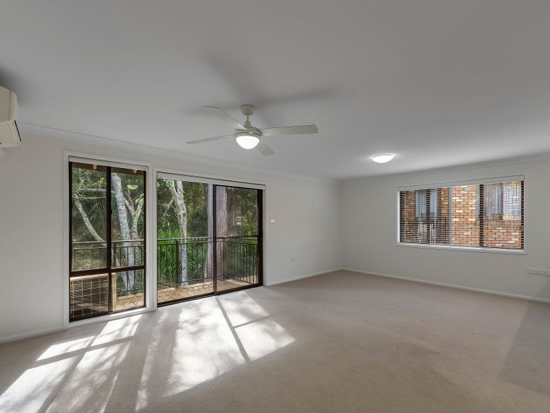 Modern Styling, Close to Village Amenities