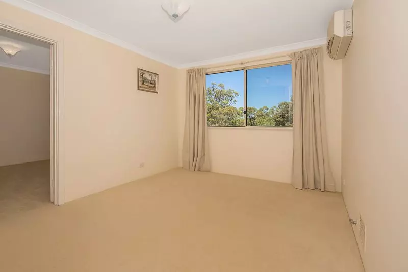 You need to see this!!!!! Under Offer