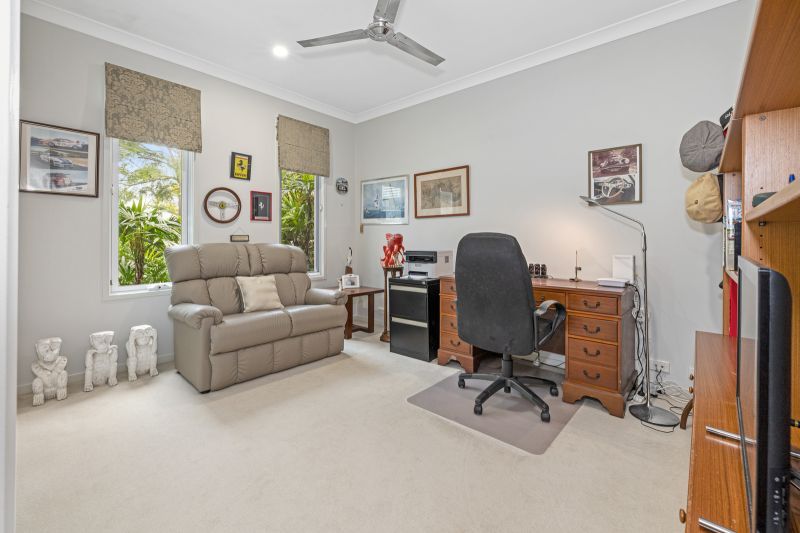 Lush Three Bedroom Corner Hideaway