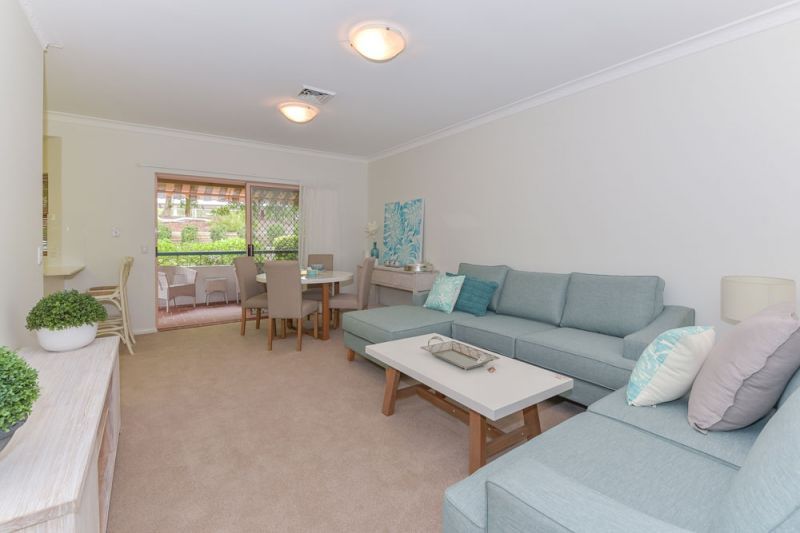 Beautifully refurbished Serviced Apartment