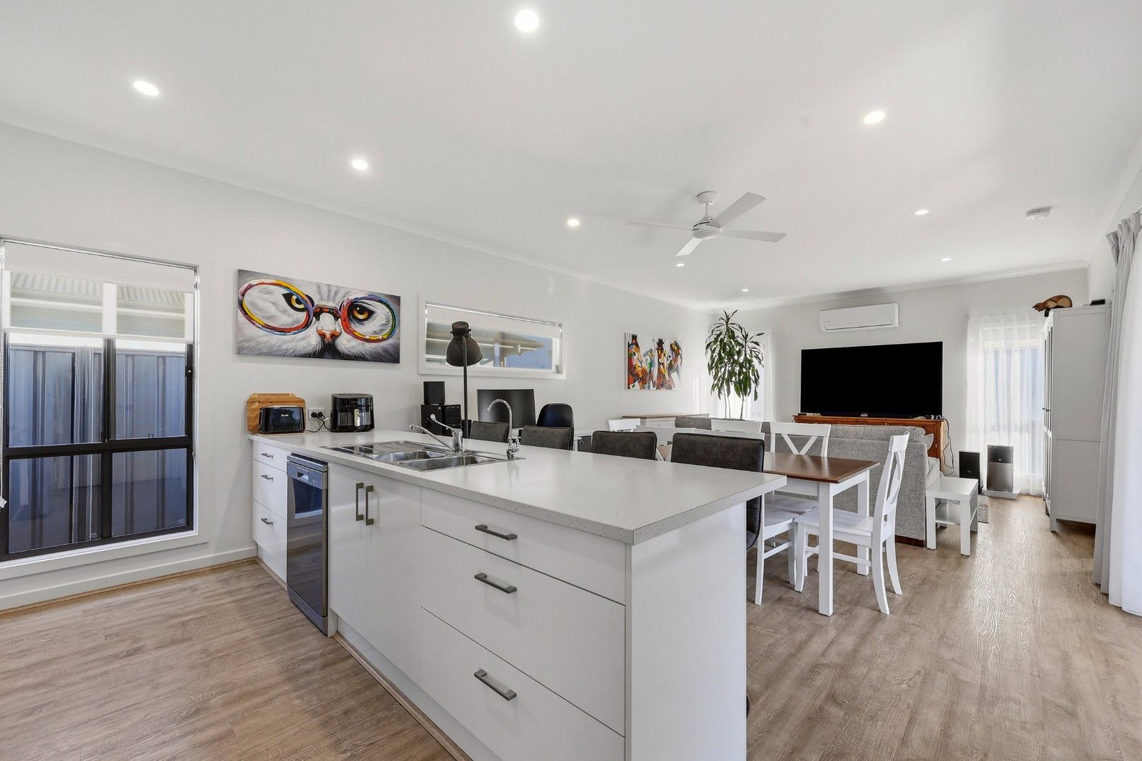 3-Bed Home with Spacious Outdoor Living