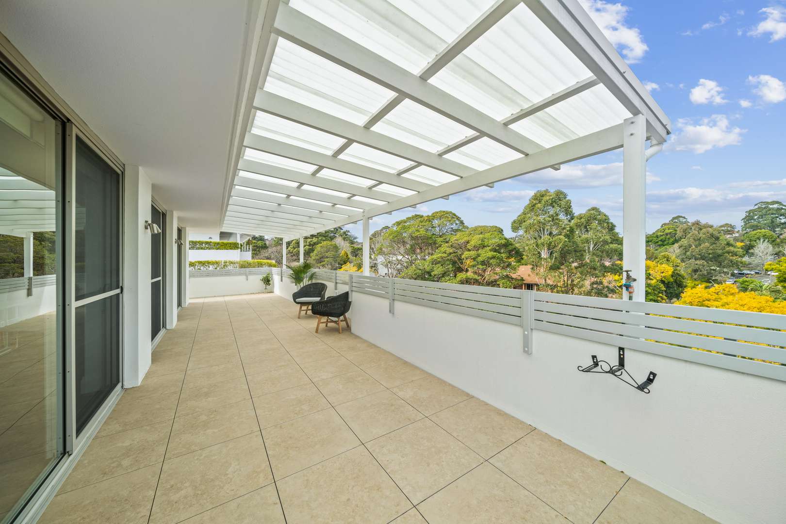 Outstanding 3 Bedroom Penthouse