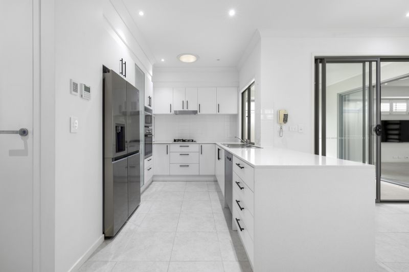 Spacious Living with Stunning Atrium Alfresco