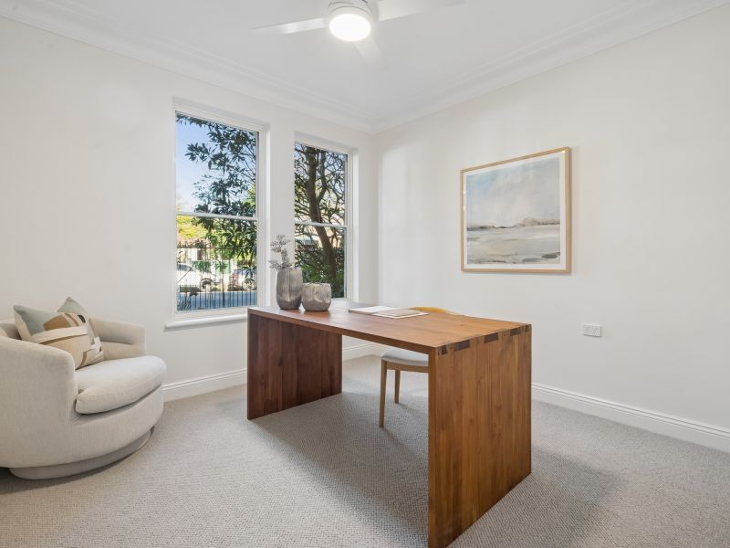 Contemporary three-bedroom apartment in a prime village setting