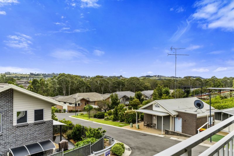 258/100 Gilchrist Drive, Campbelltown