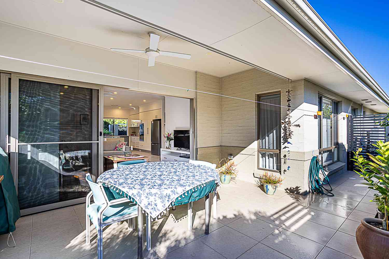 Matisse II- by Palm Lake Resort Tea Gardens