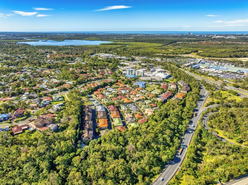 New Designer Home Close to Beaches and Village Essentials