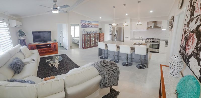 Refined Coastal Living