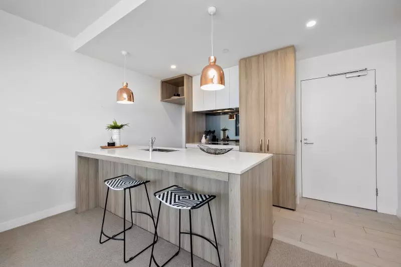 Modern Design, Location and Professional Lifestyle!