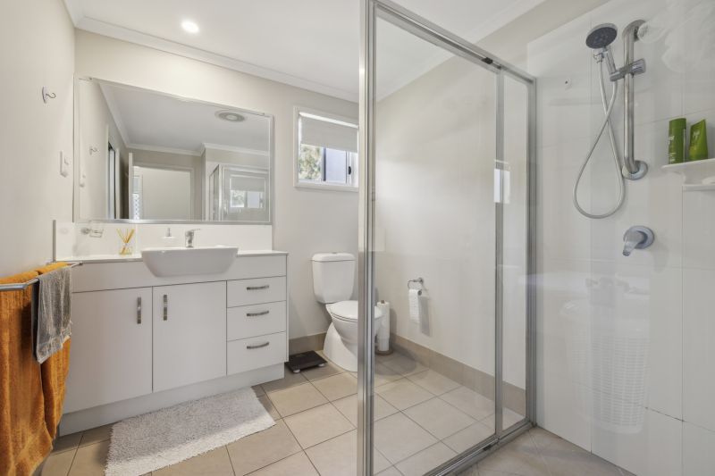 Modern Home with Alfresco Living!