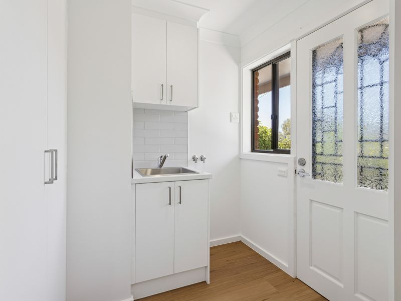 AVAILABLE NOW - Newly renovated 2br unit in peaceful position