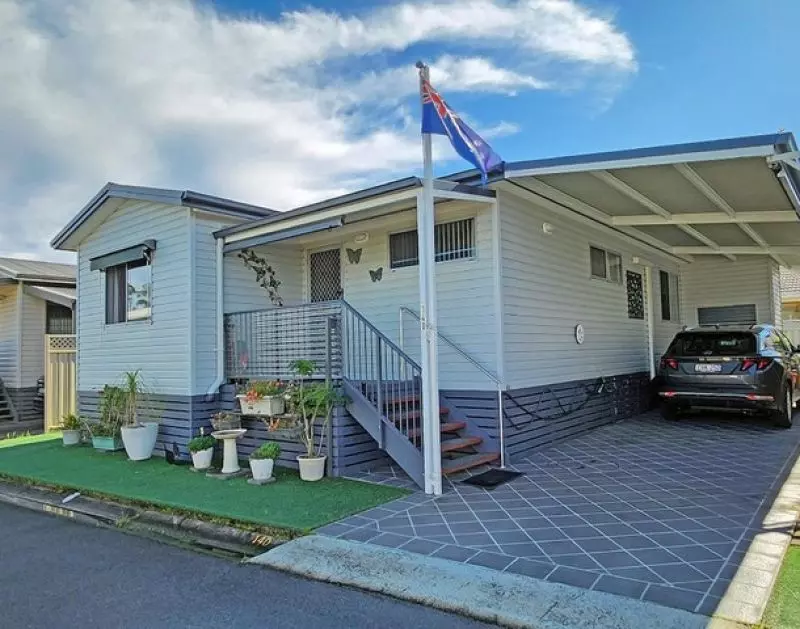 Crystal Waters Estate - Site 140