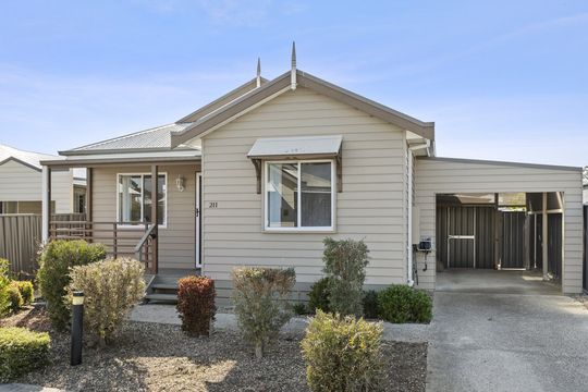 Easy Living with Deck