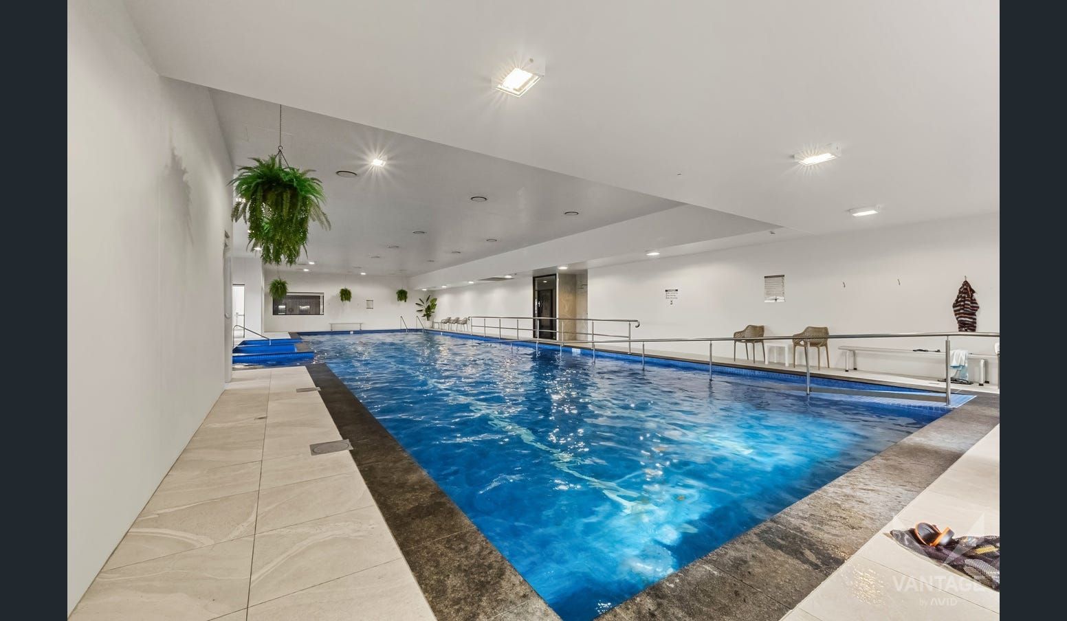 2 bed, double garage modern home