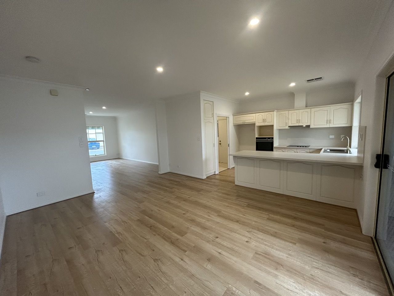 Large 2 Bedroom Renovated Home in Stuart Grove!