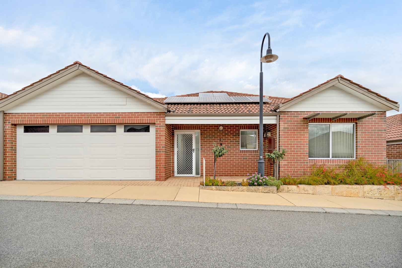 Enjoy a spacious retirement in this lovely villa