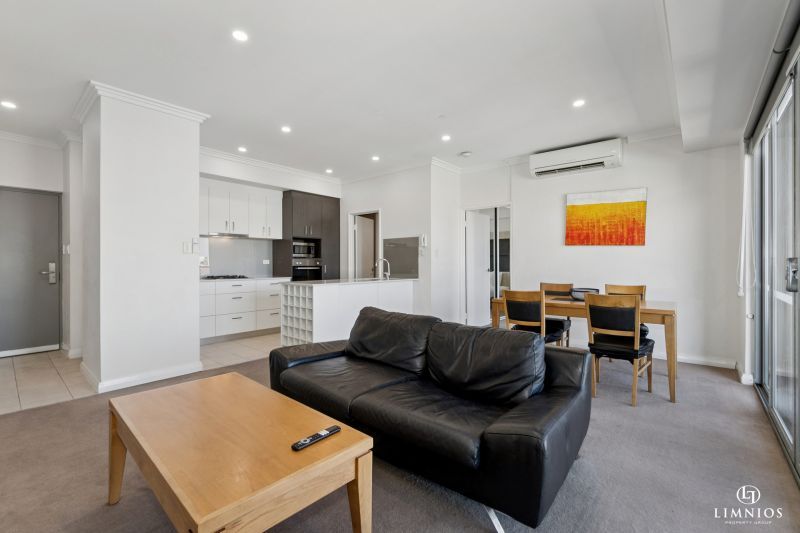 Fully Furnished Inner-City Sanctuary with City Views