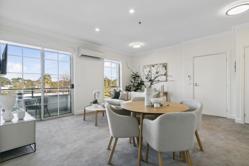 Spacious and bright two-bedroom apartment