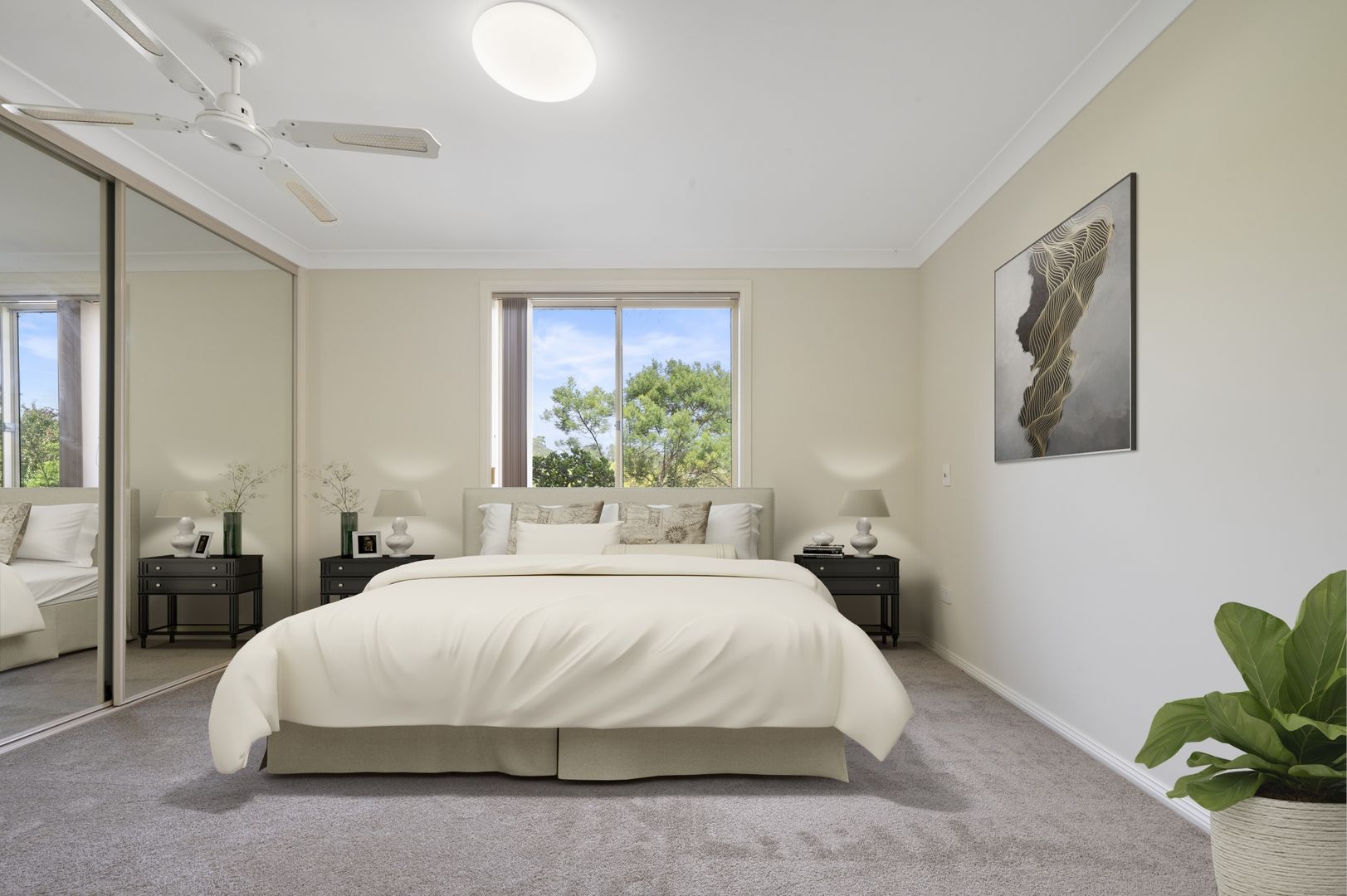 Exceptional Ground Floor unit with great floorplan!