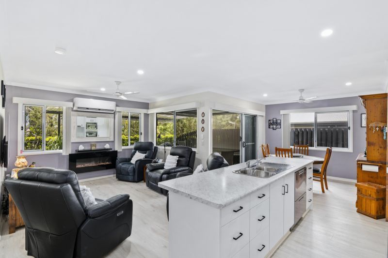 Stunning Two Bedroom Home Overlooking Bushland