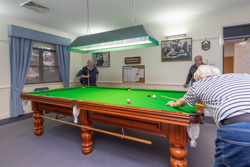 Garden setting North facing ground level unit