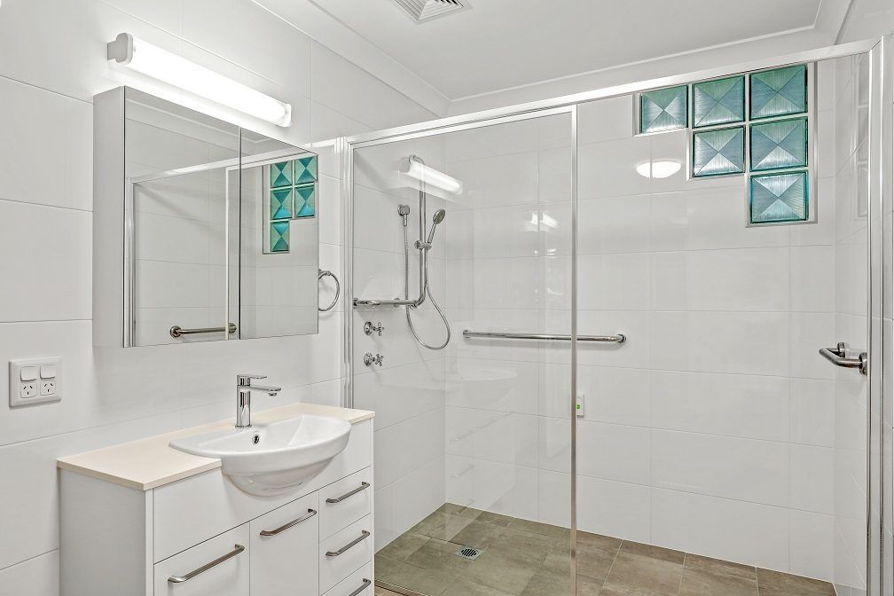 The Manor Serviced Apartment - Easy, Comfortable Retirement Living