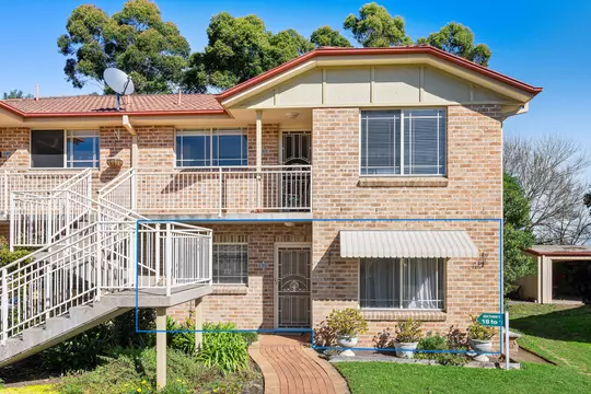 Ground floor Unit With Garage in Excellent Position