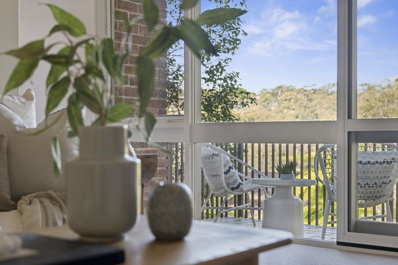 UNDER OFFER Quality Retirement Living in a Tranquil, Leafy Setting