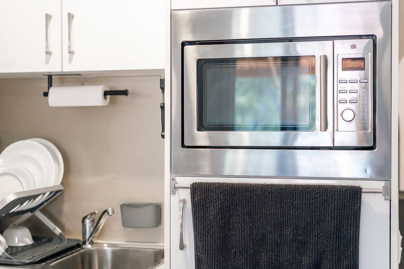 Stylish Studio Living in Prime Location