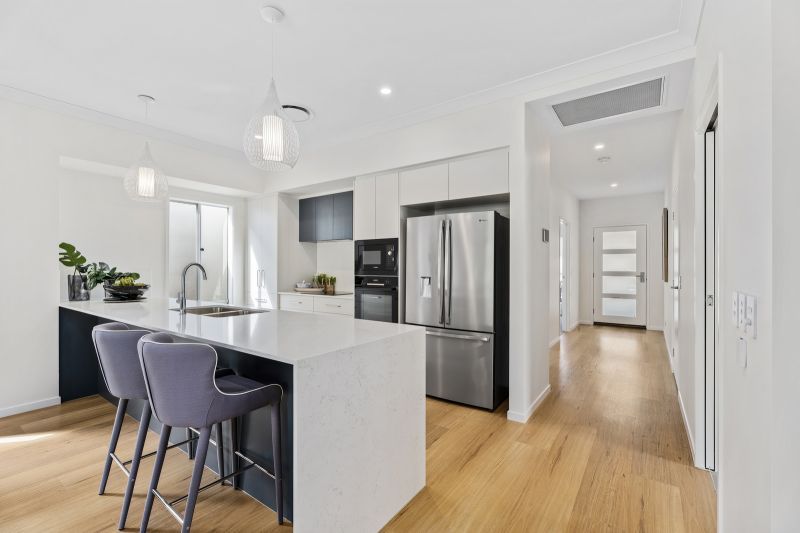 Site 523 - Sunningdale Gable Facade Newly Built Display Home - Under Contract