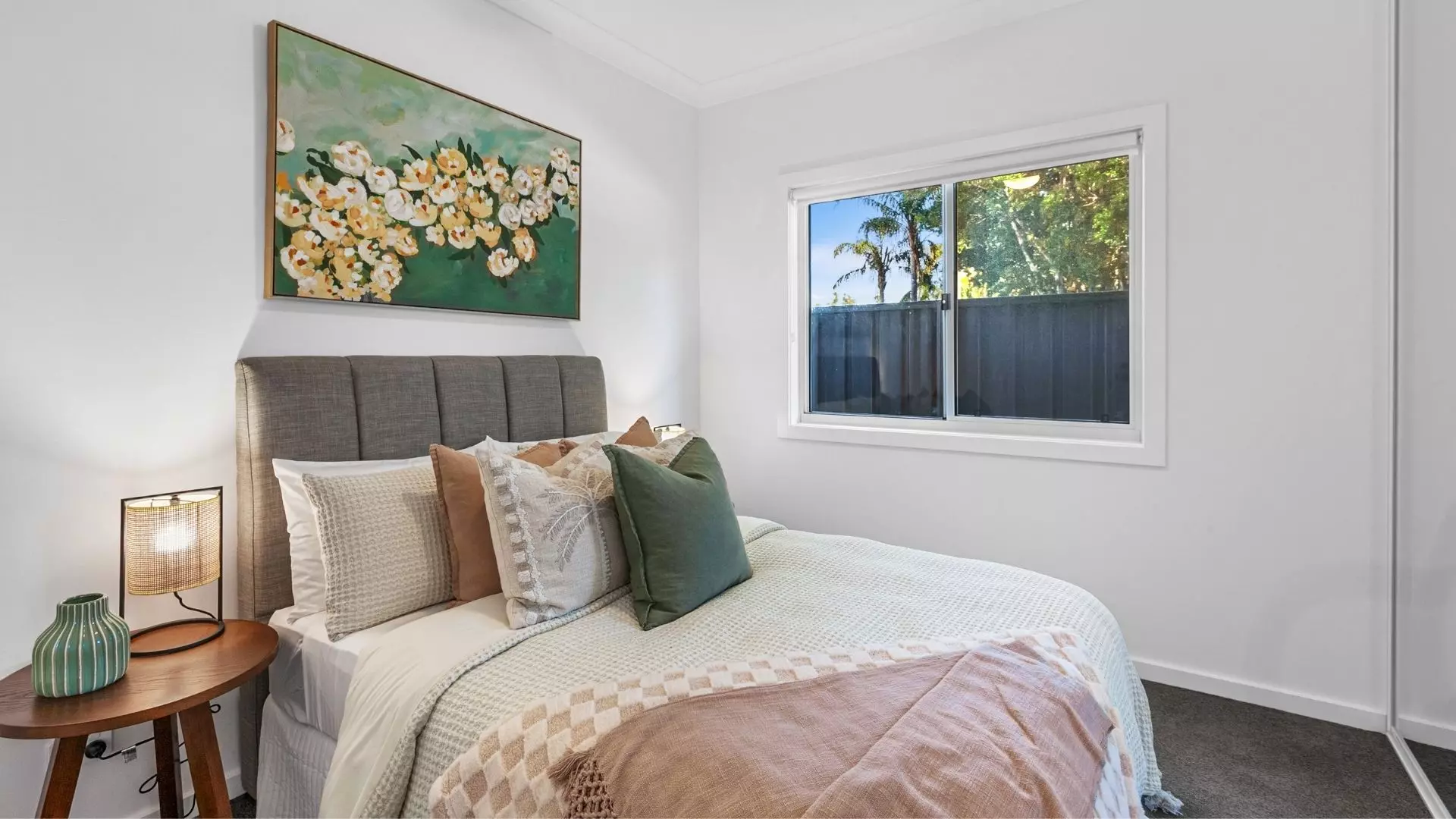 Paralowie - 2 bed and double carport