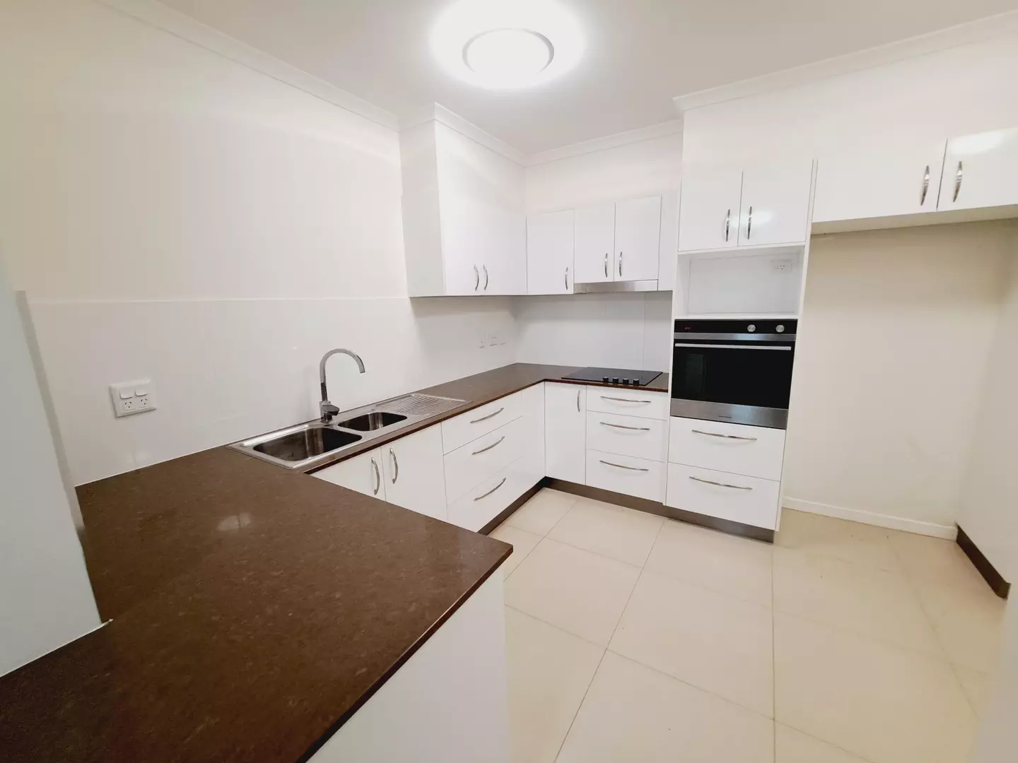 Unit 64 - Refurbished 2-Bed with Multi-Purpose area