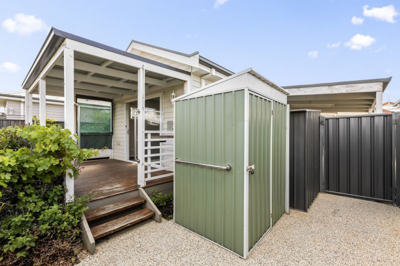 Charming Open-Plan Living with Alfresco Entertaining Spaces