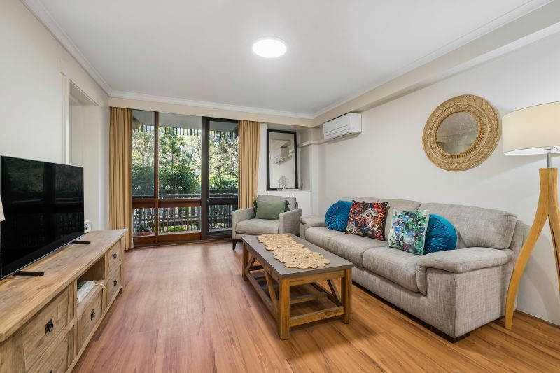 Ready to move in Serviced Apartment in the beautiful Northern Beaches