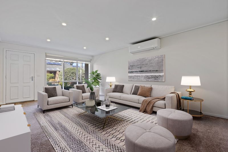 Renovated, Private Unit, Moments from Village Life